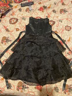 Beautiful black dress