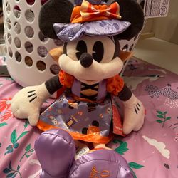 2020 Halloween Minnie Mouse Plush