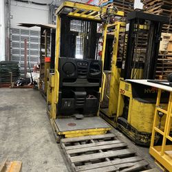 Cherry Picker Forklifts (total Of 4)