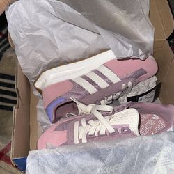 ADIDAS Retro Women’s Shoes 