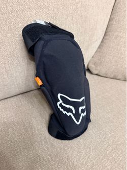 Fox Racing Launch D3O MTB Knee Guard Right – Medium