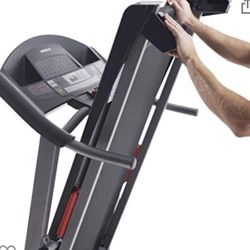Folding Treadmill Weslo Cadence G 5.9i with iFit integration!