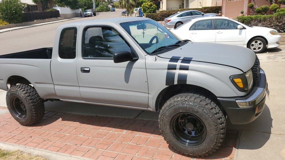 2000 Toyota Tacoma