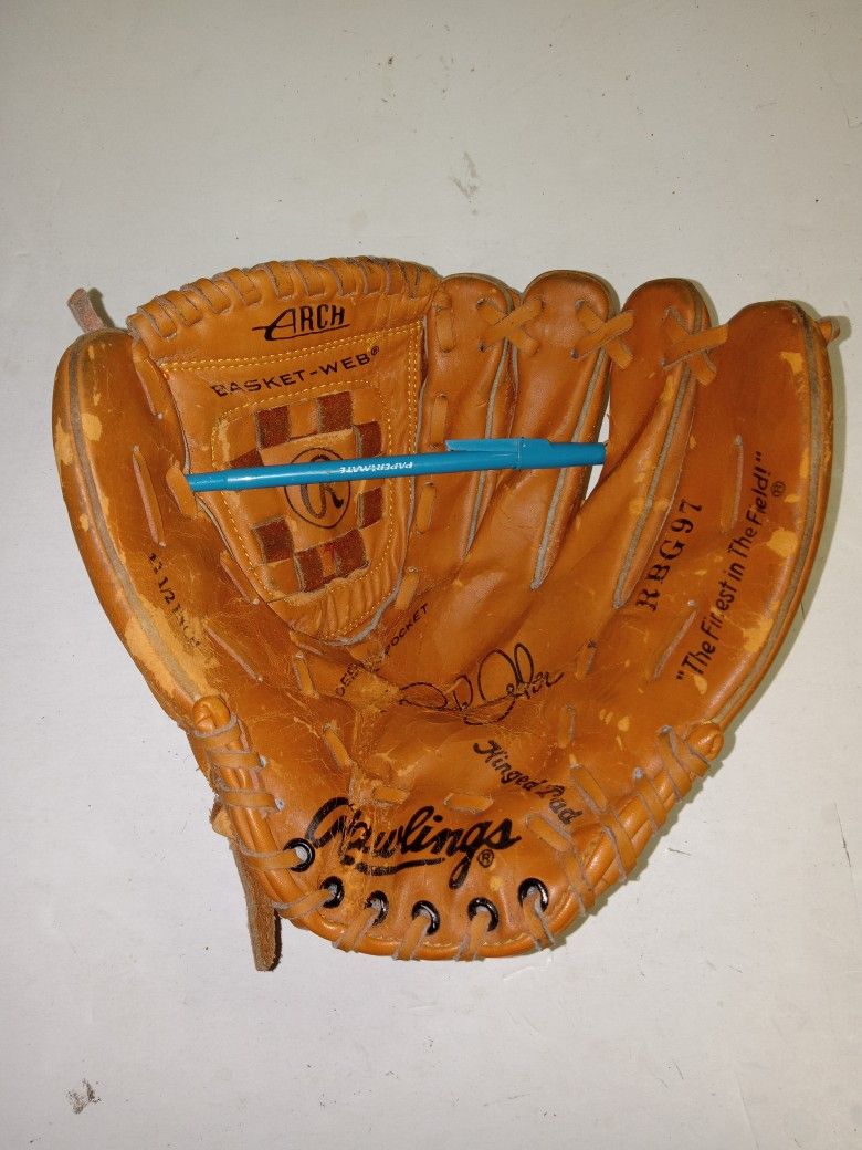 Rare Old DEREK JETER Glove Rawlings Right Handed RBG97