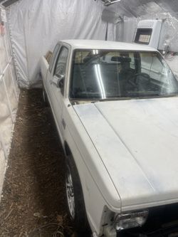 S10 s15 82-93 gmc Chevy whole part out only all parts 2.8 low miles engine good with updates parts