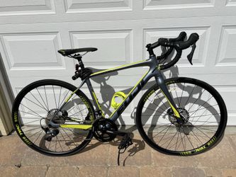Fuji Supreme Carbon C5 Road Bike