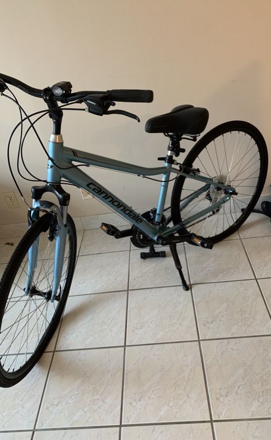 Cannondale adventure small frame men comfort bike - Main Image