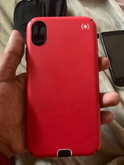 iPhone XS Max speck sports case