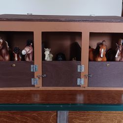 Model Horses And Stable