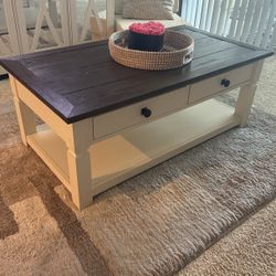 Coffee Table Like New! 