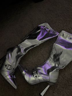 Pretty little thing boots