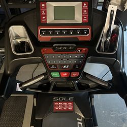 Sole F80 treadmill