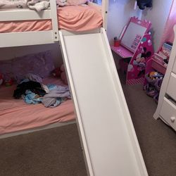 Twin Bunk Bed With Slide And Mattresses 