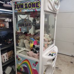 Fun Zone Crane Machine Toy