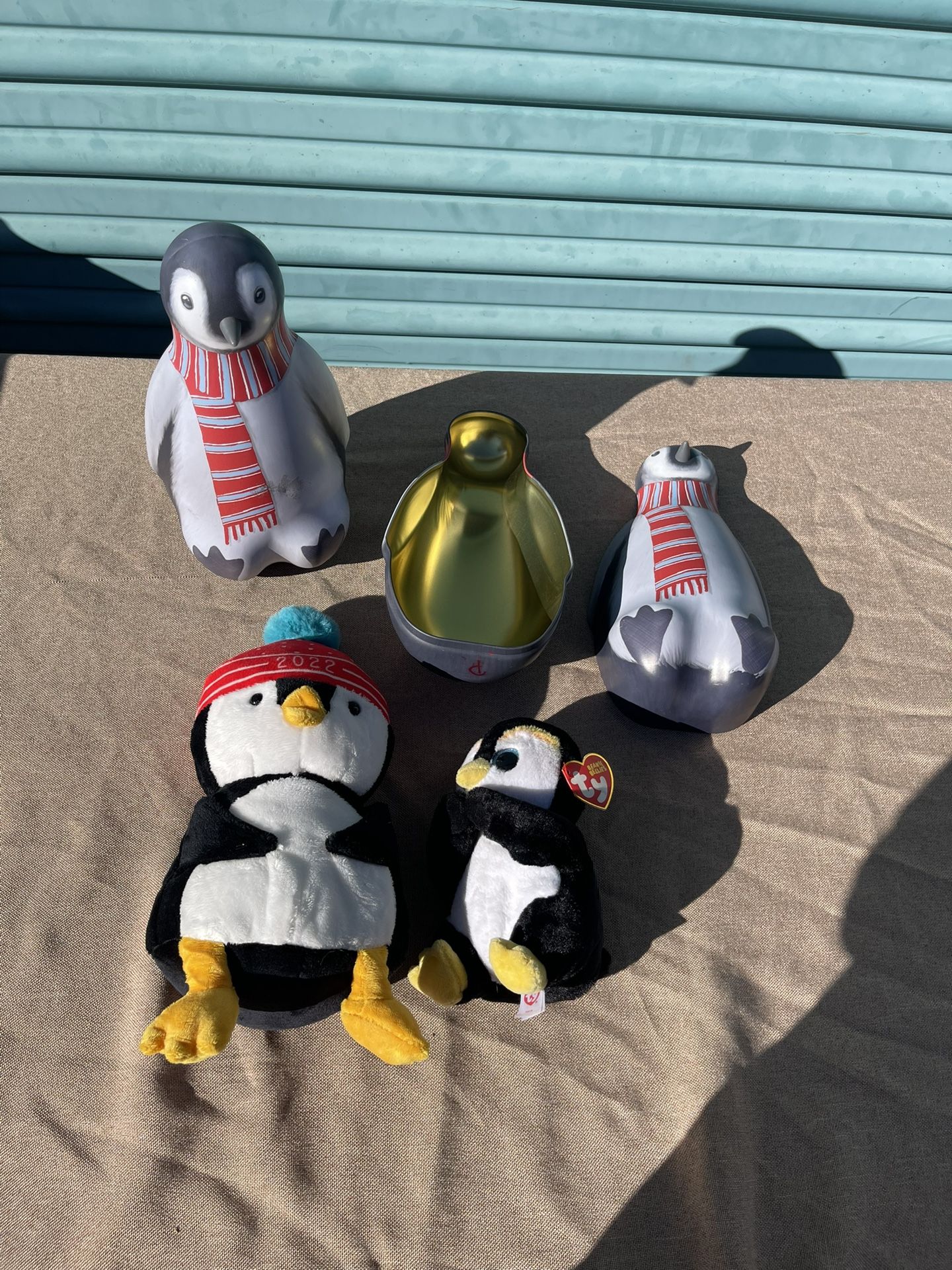 Cute Penguin Christmas Lot