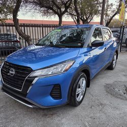 2023 nissan Kicks