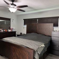 Bedroom Set 