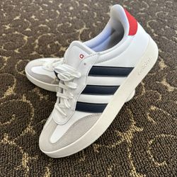 New Men’s Adidas BARREDA shoes Size 10