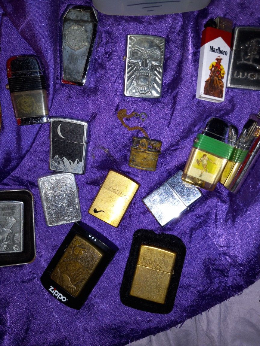 Antique And Collectors Zippos And Lighters