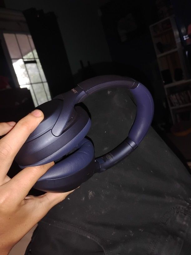 Wireless Headphones