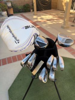 Taylormade golf clubs full set good for first starter Right Hand with golf bag and putter (ready for play)