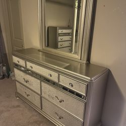 Three-Piece Matching Bedroom Set From Cleo’s