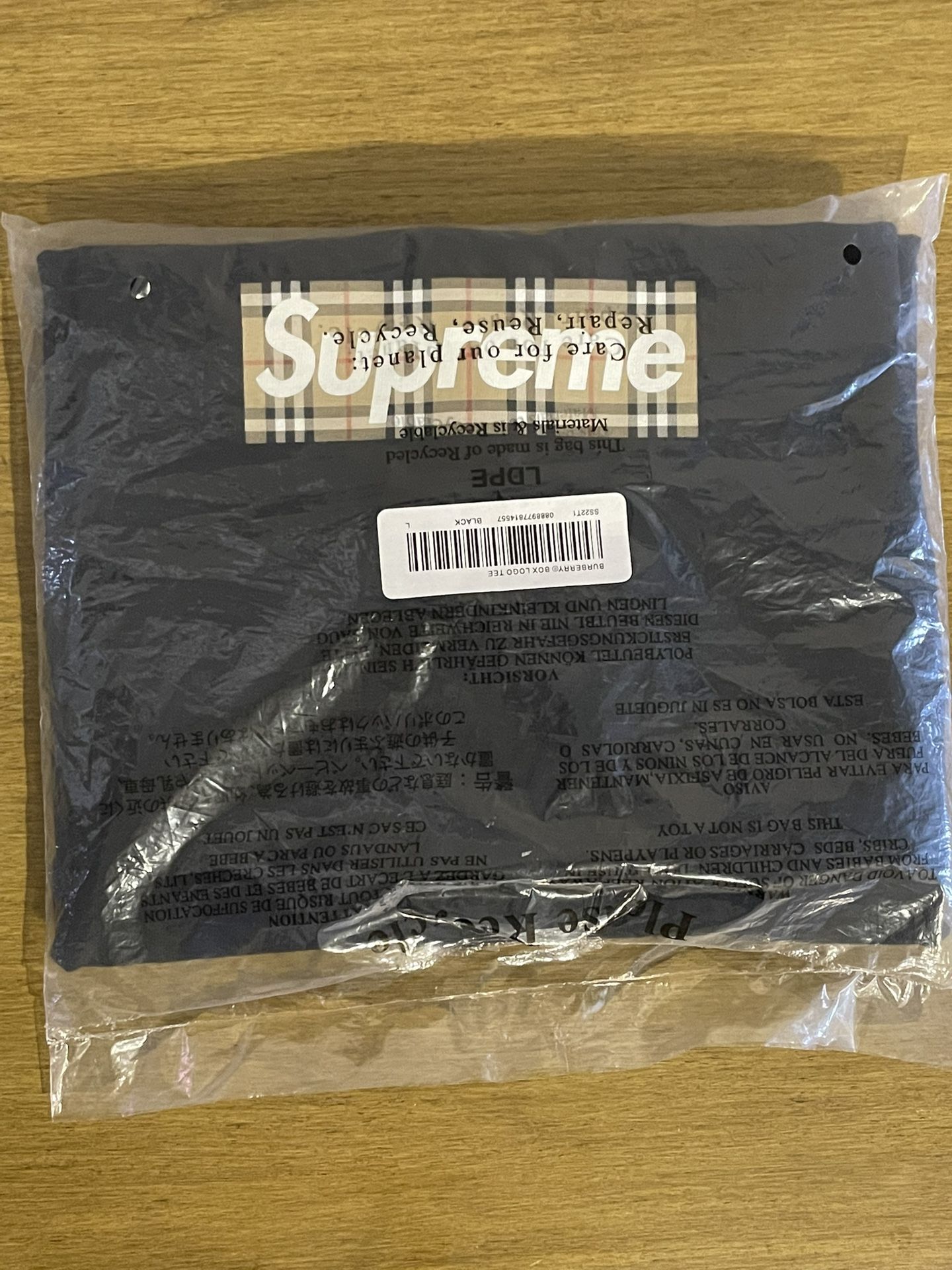 Supreme Shirt Size L