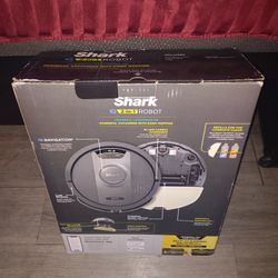 Shark Smart Vacuum/Mop  Self Mapping Wifi Capable
