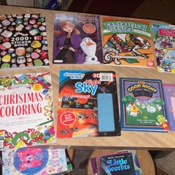 A Lot Of Books/ Coloring Books/ Sticker Books & Stationary Sets/ Color Changing Unicorn 3D Desk Lamp