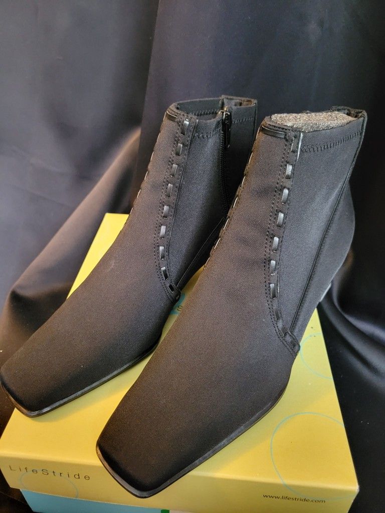 LifeStride Black Ankle Boots Size 10