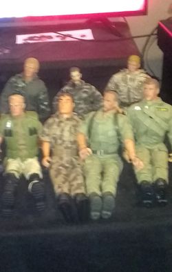 Model toys army man's
