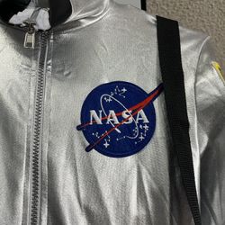 Kids/teens  halloween costume -  Astronaut  For kids/teen  ages 10-15 years old. 