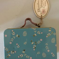 Retired maileg Tin/suitcase