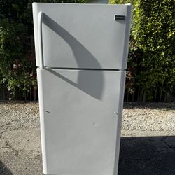 Top And Bottom Refrigerator Refrigerator Really Clean