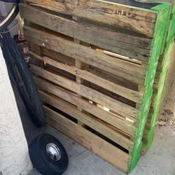 2 Pallets For 10