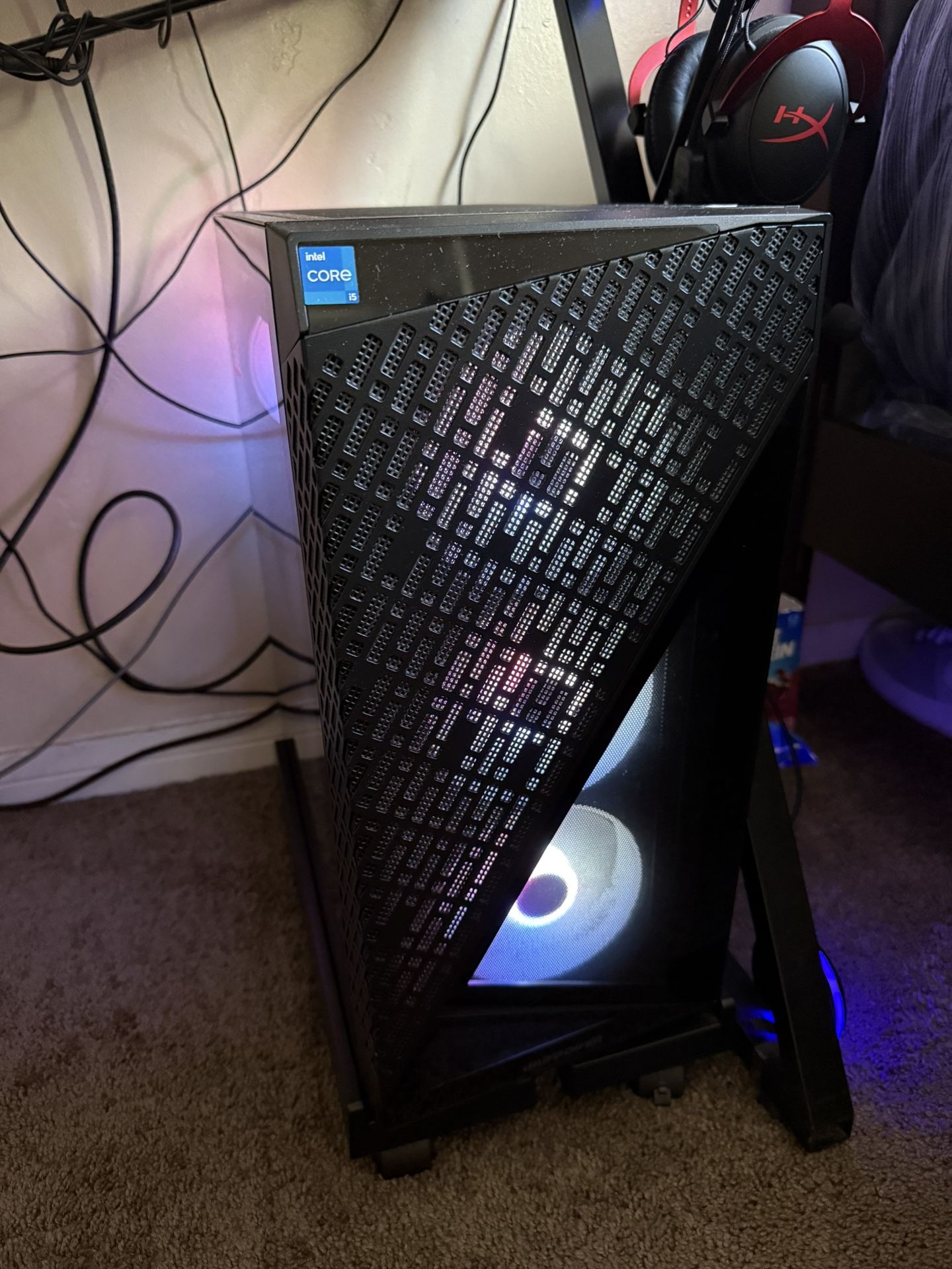 i5-13600KF NVIDIA GeForce RTX 4060 8GB