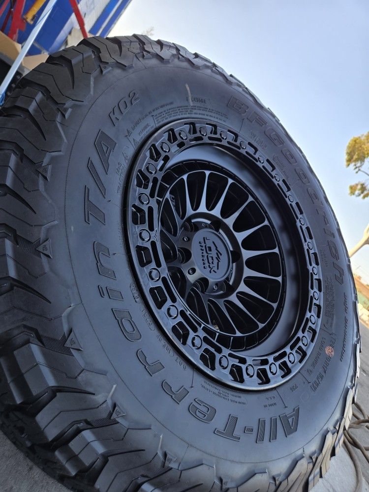 📣 Rines 17x9 Nuevos Con Llantas Bfgoodrich Ko2 285 70 17 Con 80% De Vida 📣📣📣
