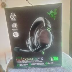 Razer black shark v2x wired gaming headset. Pick up in North Portland
