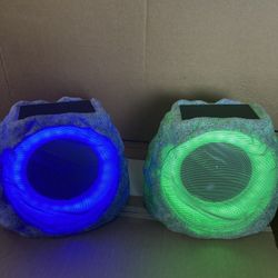 Solar Led Stone With Bluetooth Speaker 