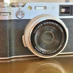 Fujifilm X100VI 