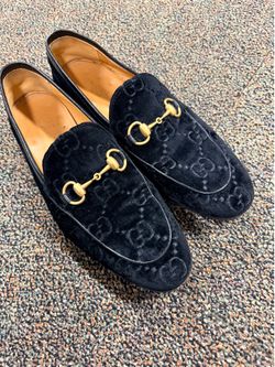 Men shoes size 8