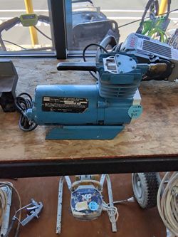 Paint sprayer