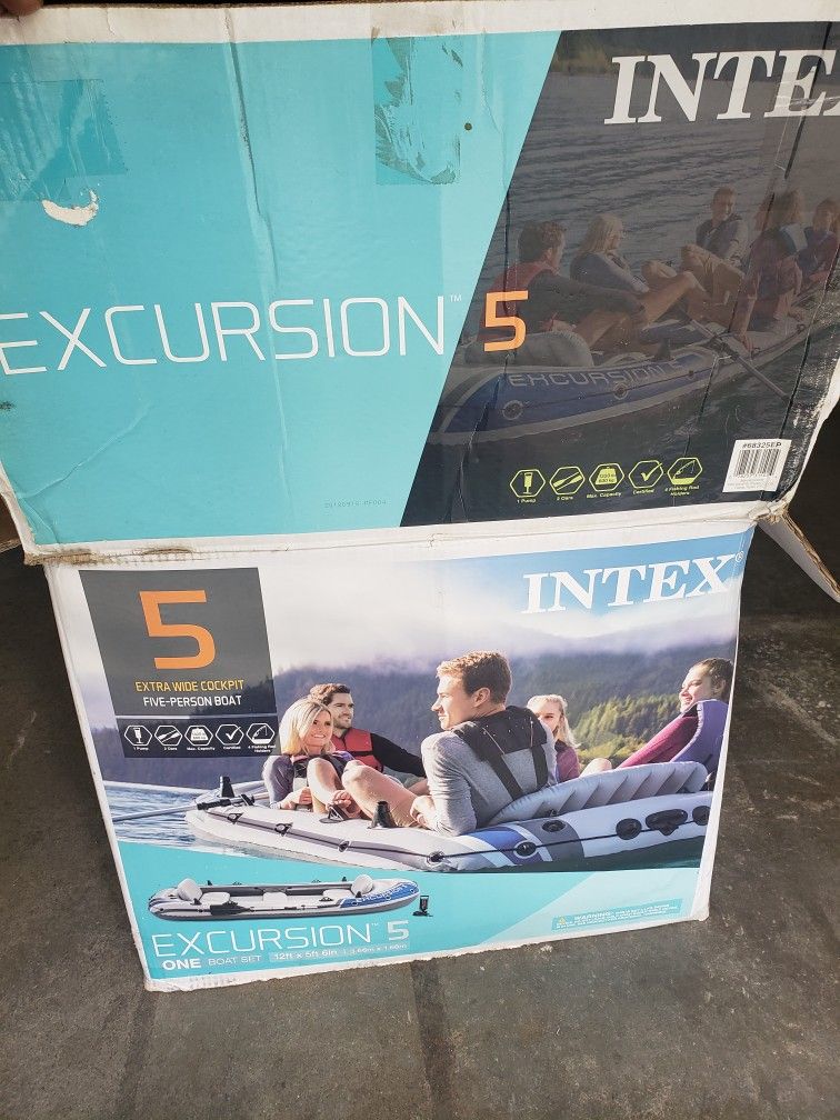 Intex Excursion 5 Seater Inflateable Boat