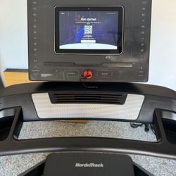 Nordic Track EXP 10i Treadmill