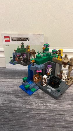 LEGO Minecraft The Skeleton Dungeon 21189