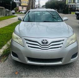Toyota Camry Silver Sedan