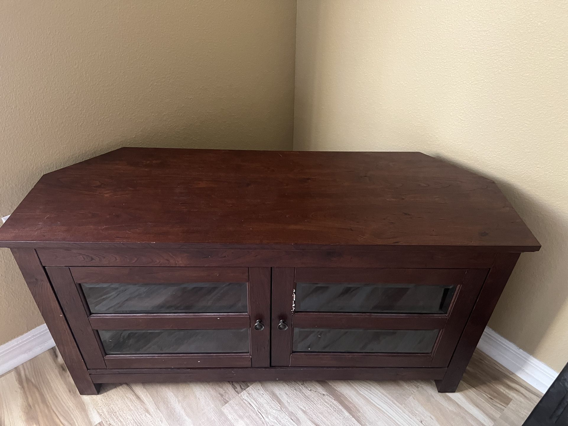 TV stand 