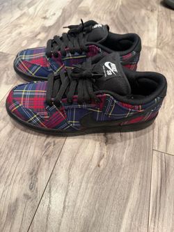 Nardwuar SB Dunks