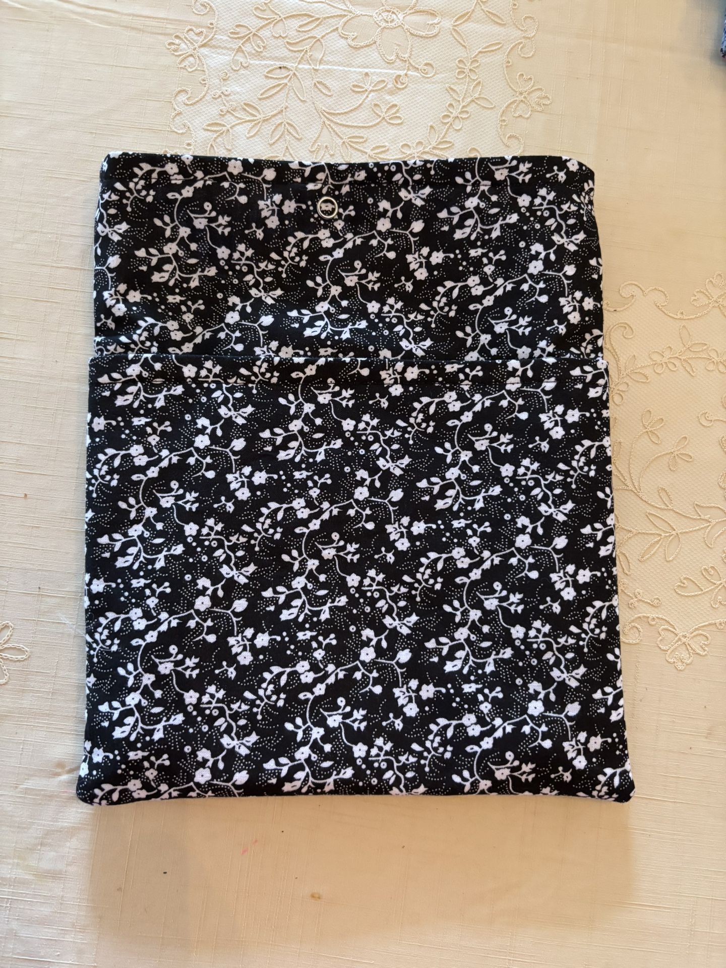 Bible/Book Sleeve - 10 1/4” x 8 1/2” - Black/White