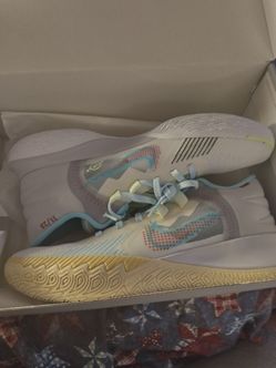 Kyrie flytrap 5